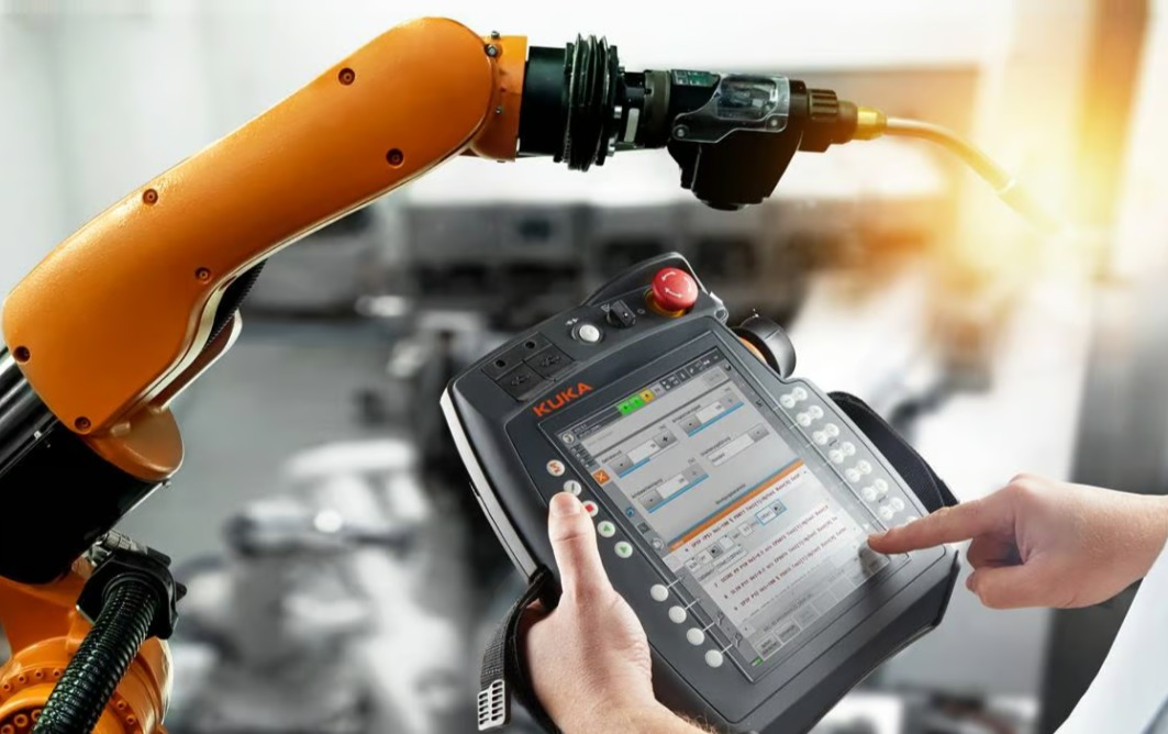 Robot ve PLC Yazılım Desteği